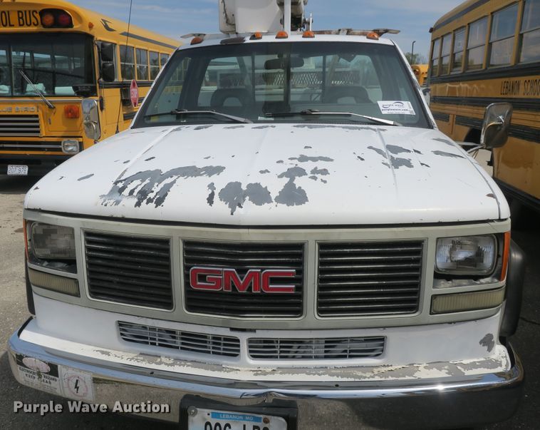 image for item DF5121 1993 GMC Sierra C3500 bucket truck
