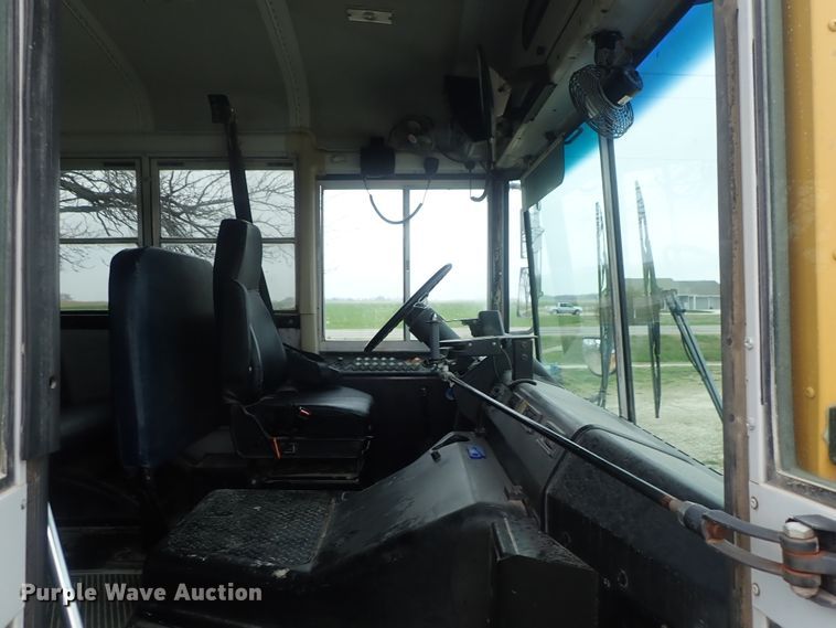 image for item DG3053 2003 Thomas Built Saf-T-Liner MVP EF school bus