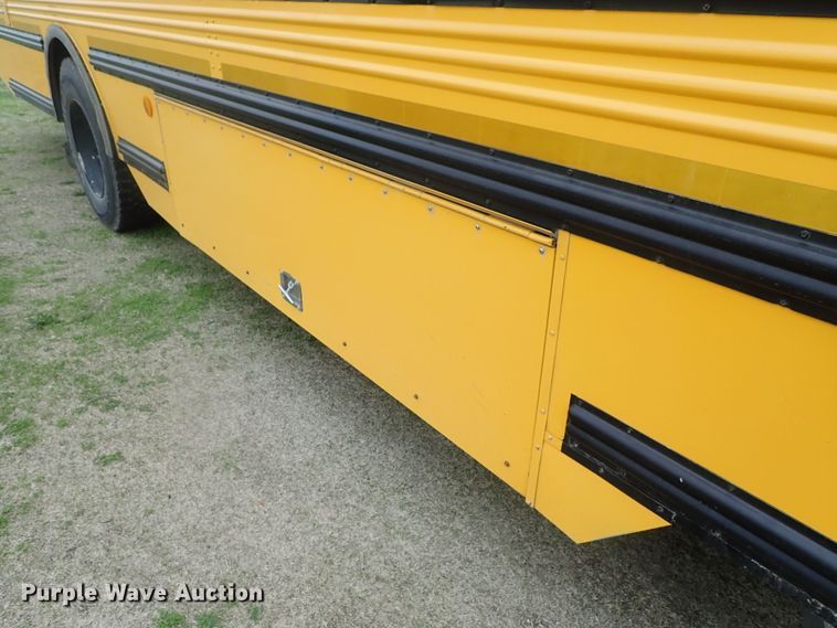 image for item DG3053 2003 Thomas Built Saf-T-Liner MVP EF school bus