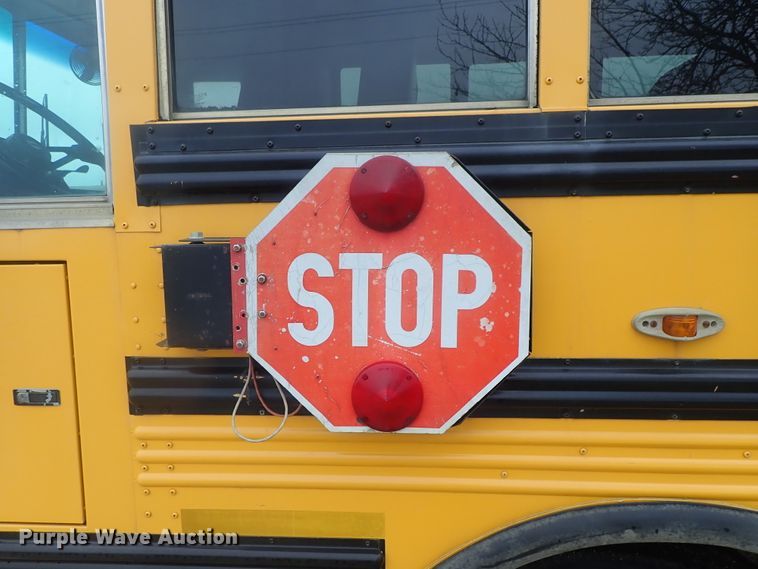 image for item DG3053 2003 Thomas Built Saf-T-Liner MVP EF school bus