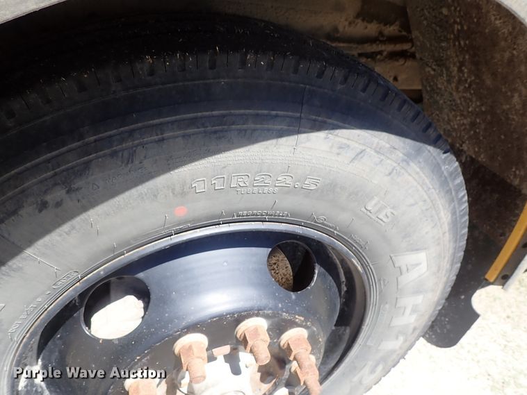 image for item DG3053 2003 Thomas Built Saf-T-Liner MVP EF school bus