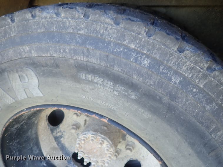 image for item DG3053 2003 Thomas Built Saf-T-Liner MVP EF school bus