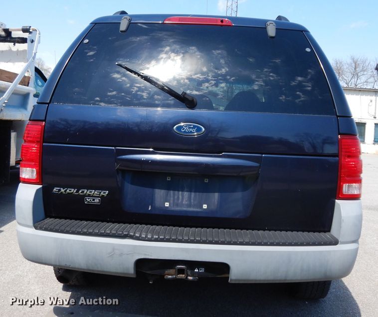 image for item DG6405 2002 Ford Explorer XLS  SUV