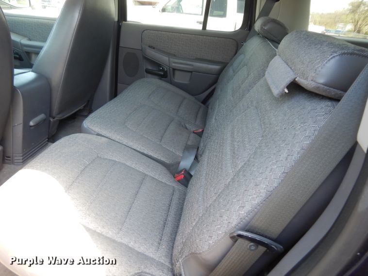 image for item DG6405 2002 Ford Explorer XLS  SUV