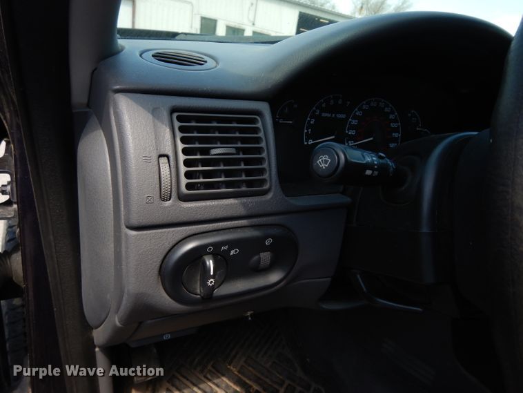 image for item DG6405 2002 Ford Explorer XLS  SUV