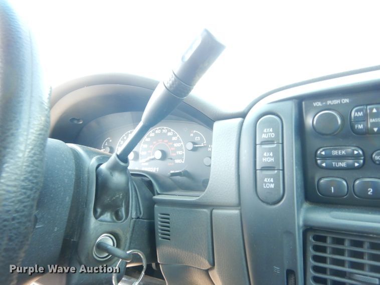 image for item DG6405 2002 Ford Explorer XLS  SUV