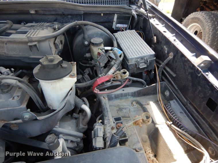 image for item DG6405 2002 Ford Explorer XLS  SUV