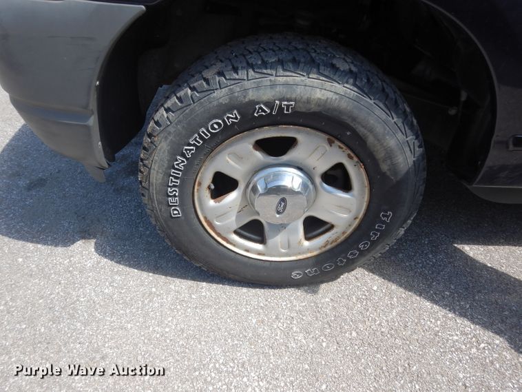 image for item DG6405 2002 Ford Explorer XLS  SUV