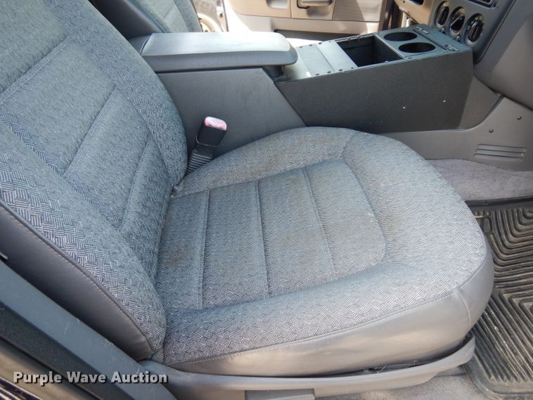 image for item DG6405 2002 Ford Explorer XLS  SUV