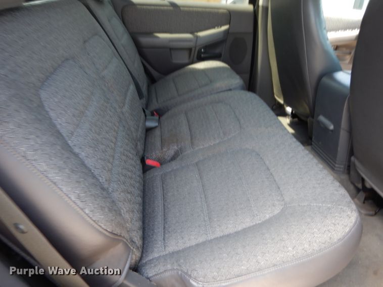 image for item DG6405 2002 Ford Explorer XLS  SUV