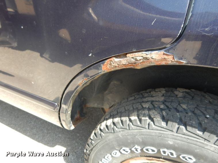 image for item DG6405 2002 Ford Explorer XLS  SUV