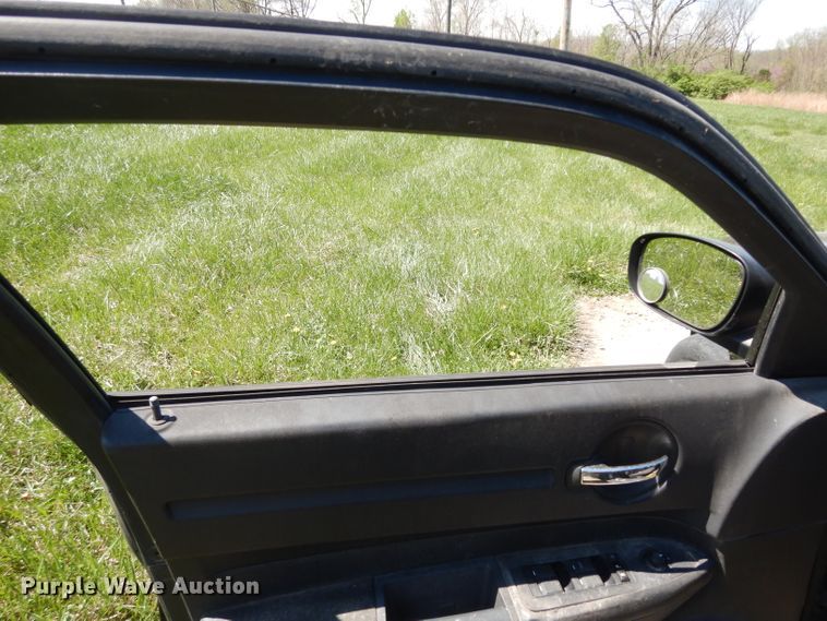 image for item DG6412 2010 Dodge Charger