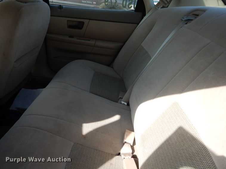 image for item DG6431 2005 Ford Taurus