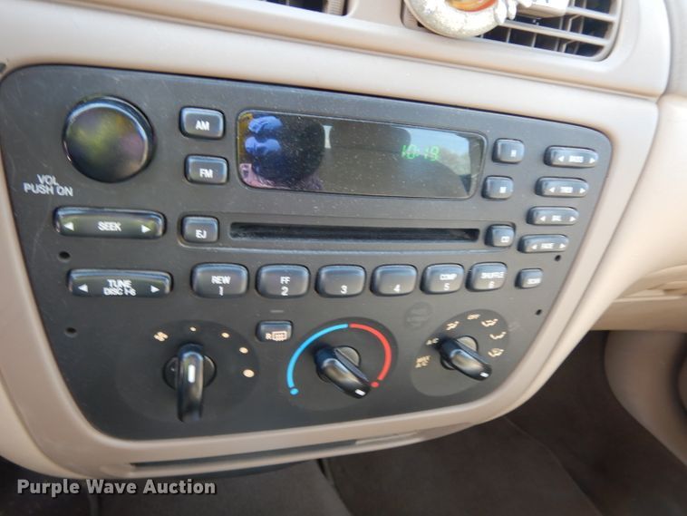 image for item DG6431 2005 Ford Taurus