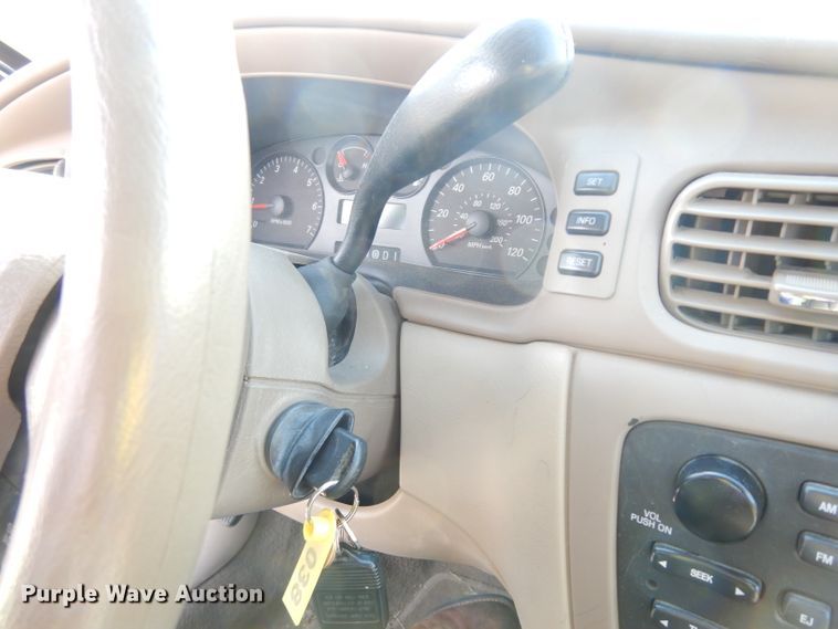 image for item DG6431 2005 Ford Taurus