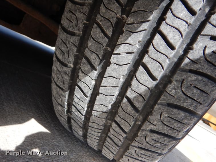 image for item DG6431 2005 Ford Taurus