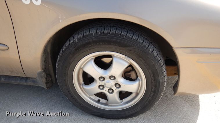 image for item DG6431 2005 Ford Taurus