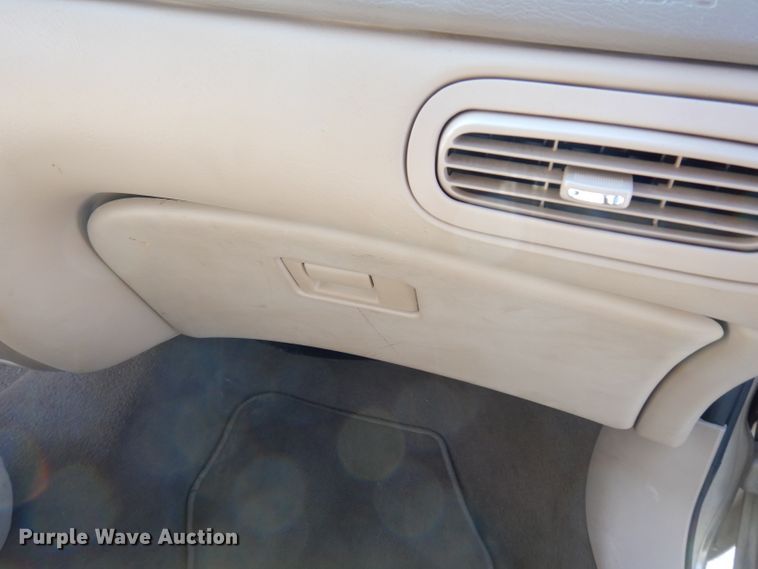 image for item DG6431 2005 Ford Taurus