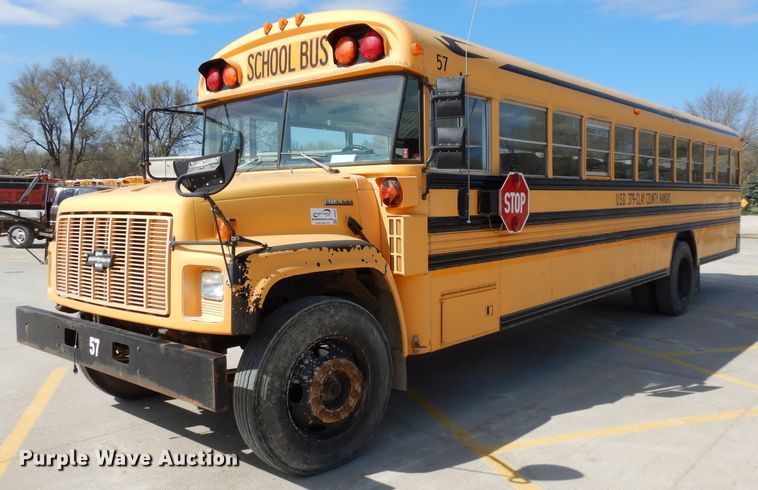image for item DG6432 1999 Chevrolet CV2000 school bus