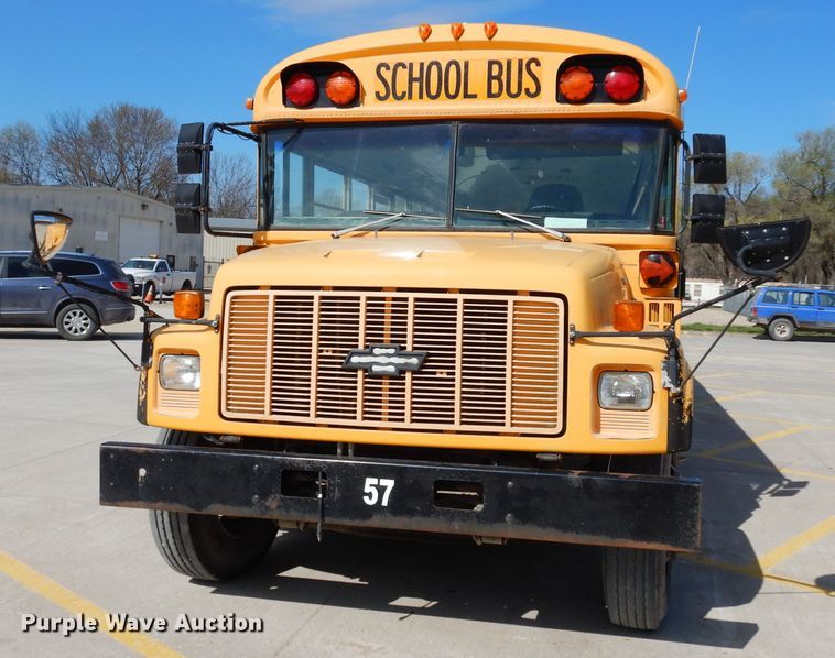 image for item DG6432 1999 Chevrolet CV2000 school bus