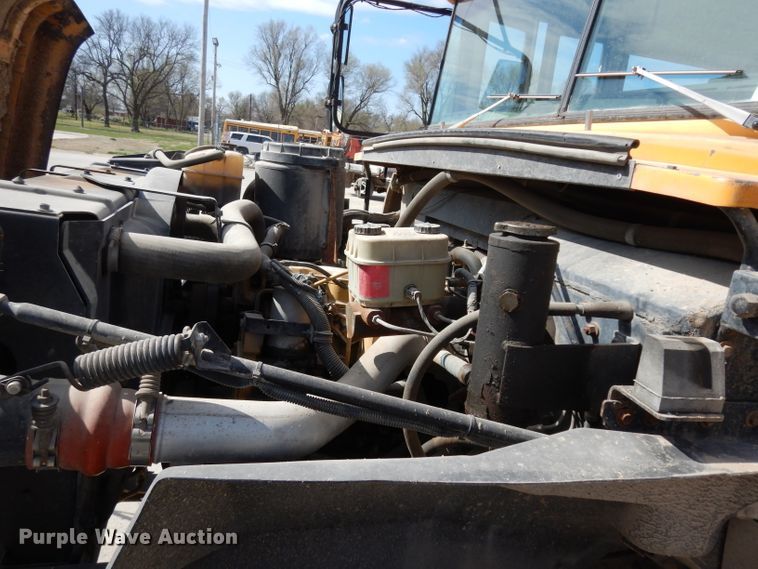 image for item DG6432 1999 Chevrolet CV2000 school bus