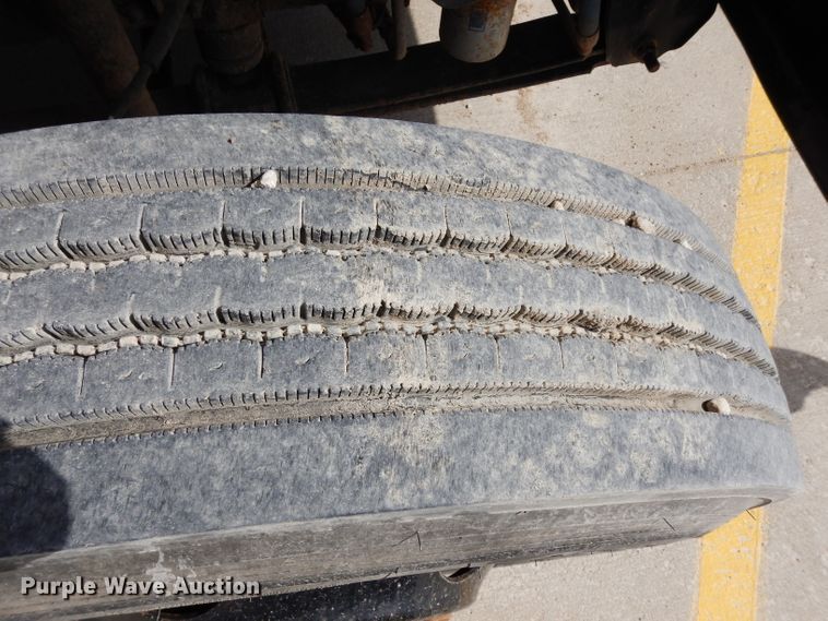 image for item DG6432 1999 Chevrolet CV2000 school bus