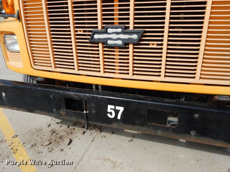 image for item DG6432 1999 Chevrolet CV2000 school bus