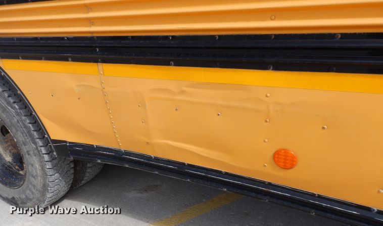 image for item DG6432 1999 Chevrolet CV2000 school bus