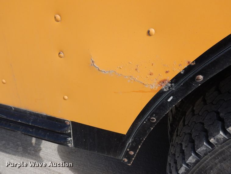 image for item DG6432 1999 Chevrolet CV2000 school bus