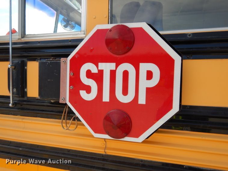 image for item DG6432 1999 Chevrolet CV2000 school bus