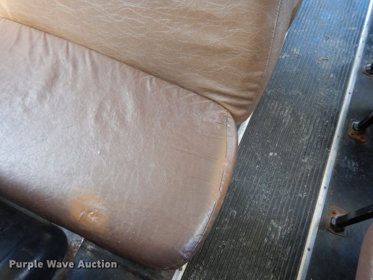 image for item DG6432 1999 Chevrolet CV2000 school bus