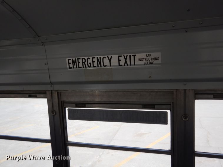 image for item DG6432 1999 Chevrolet CV2000 school bus