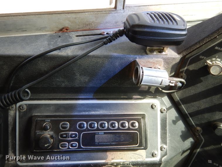 image for item DG6432 1999 Chevrolet CV2000 school bus