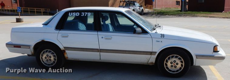 image for item DG6433 1996 Oldsmobile Ciera SL
