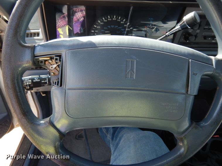 image for item DG6433 1996 Oldsmobile Ciera SL