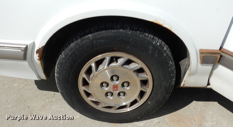 image for item DG6433 1996 Oldsmobile Ciera SL