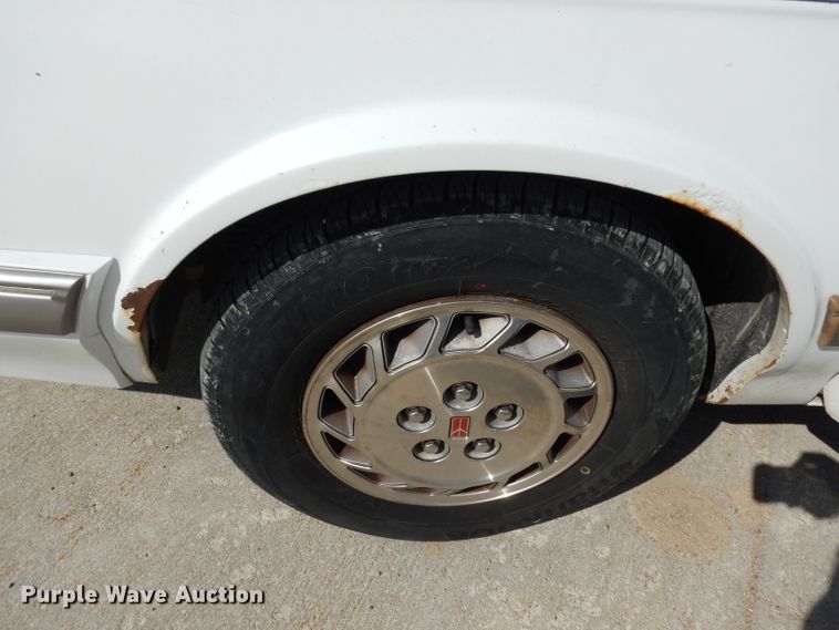 image for item DG6433 1996 Oldsmobile Ciera SL