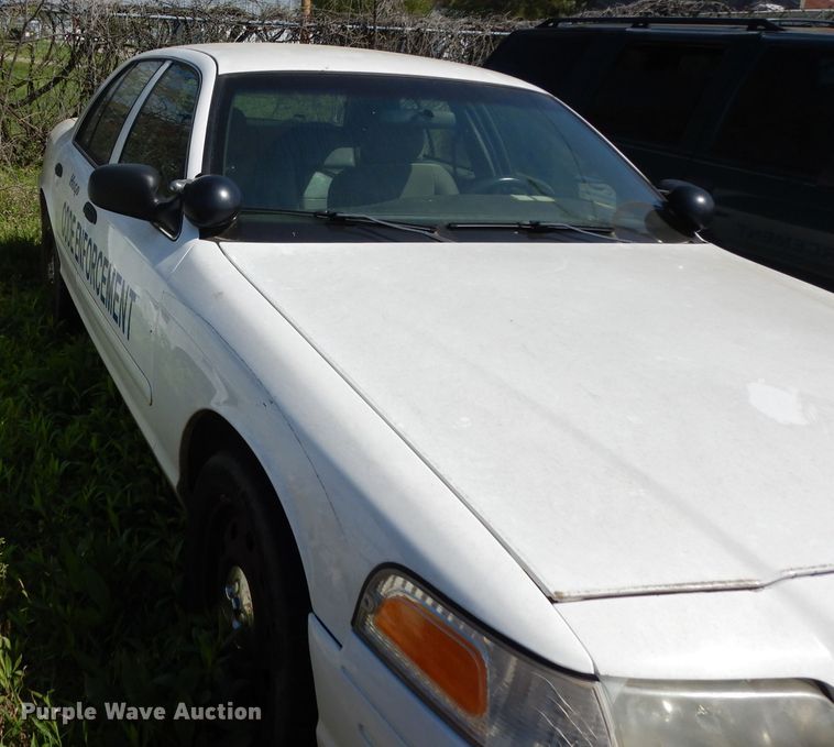 image for item DH2437 2007 Ford Crown Victoria Police Interceptor