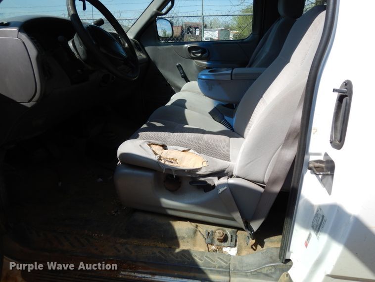 image for item DH2440 2001 Ford F150  SuperCab pickup truck