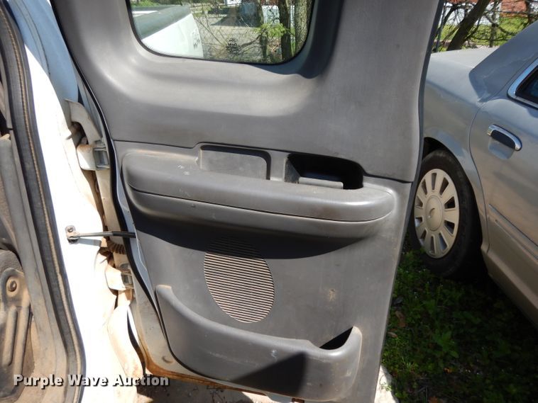 image for item DH2440 2001 Ford F150  SuperCab pickup truck