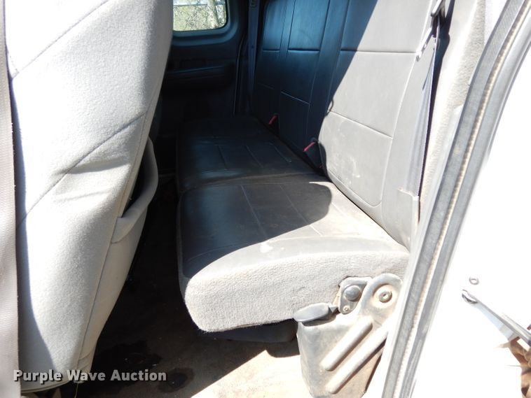 image for item DH2440 2001 Ford F150  SuperCab pickup truck