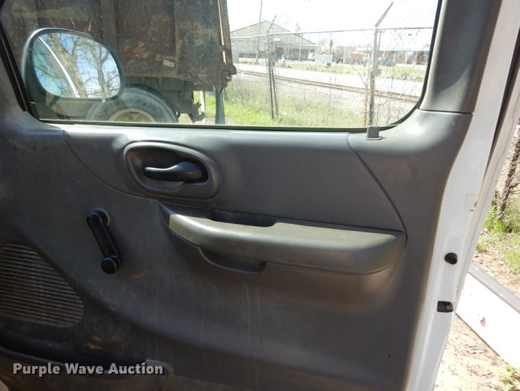 image for item DH2440 2001 Ford F150  SuperCab pickup truck