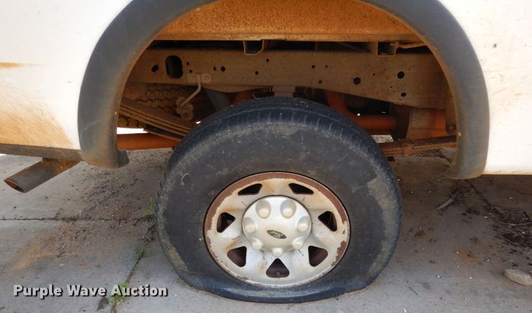 image for item DH2440 2001 Ford F150  SuperCab pickup truck