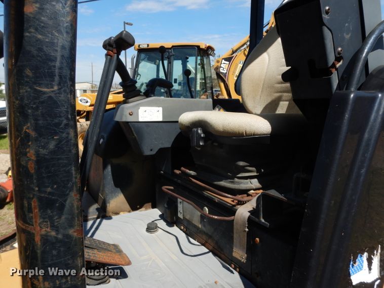 image for item DH2445 Caterpillar 304.5 mini excavator