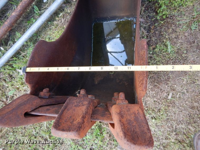 image for item DH2445 Caterpillar 304.5 mini excavator