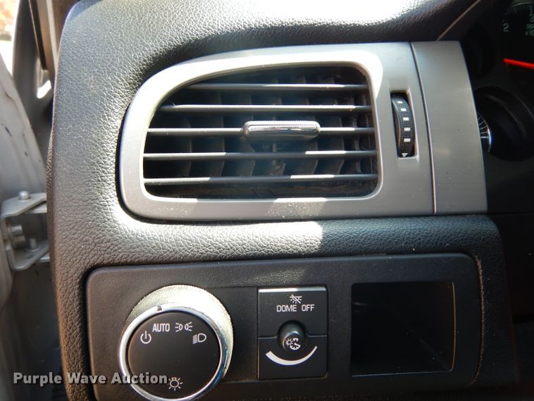 image for item DH2446 2013 Chevrolet Tahoe Police  SUV