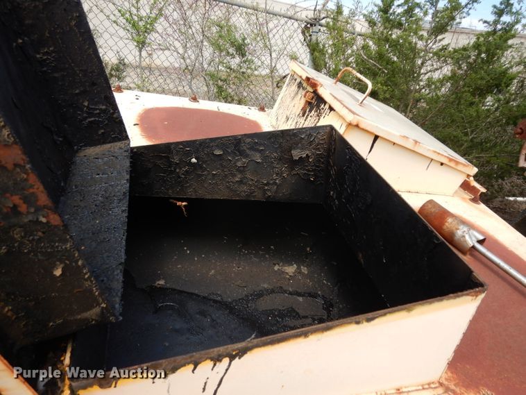 image for item DH2448 1998 SMCI asphalt trailer