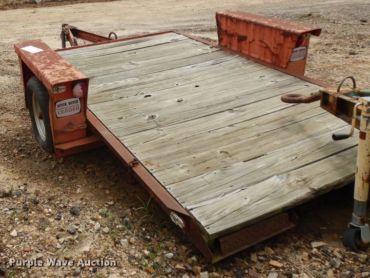 image for item DH2452 Charles Machine Works S4 utility trailer