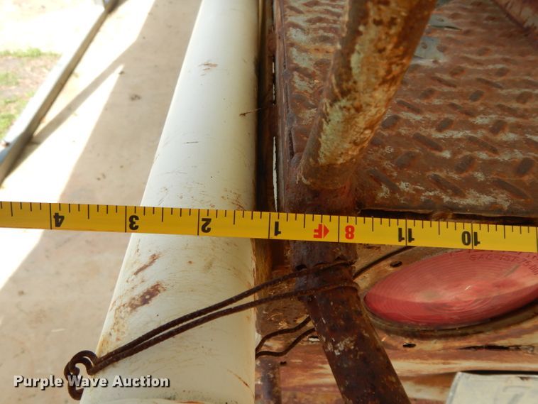 image for item DH2454 1970 Ford F600 flatbed truck