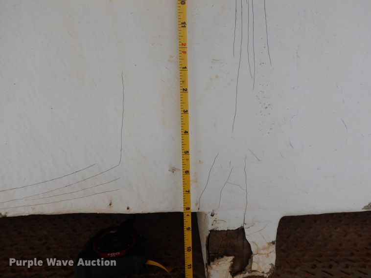 image for item DH2454 1970 Ford F600 flatbed truck